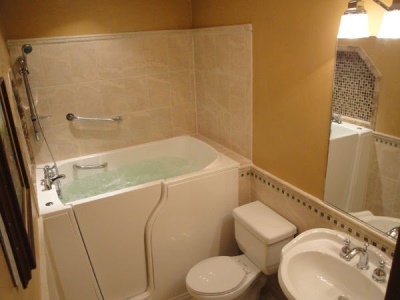 Independent Home Products, LLC installs hydrotherapy walk in tubs in Live Oak